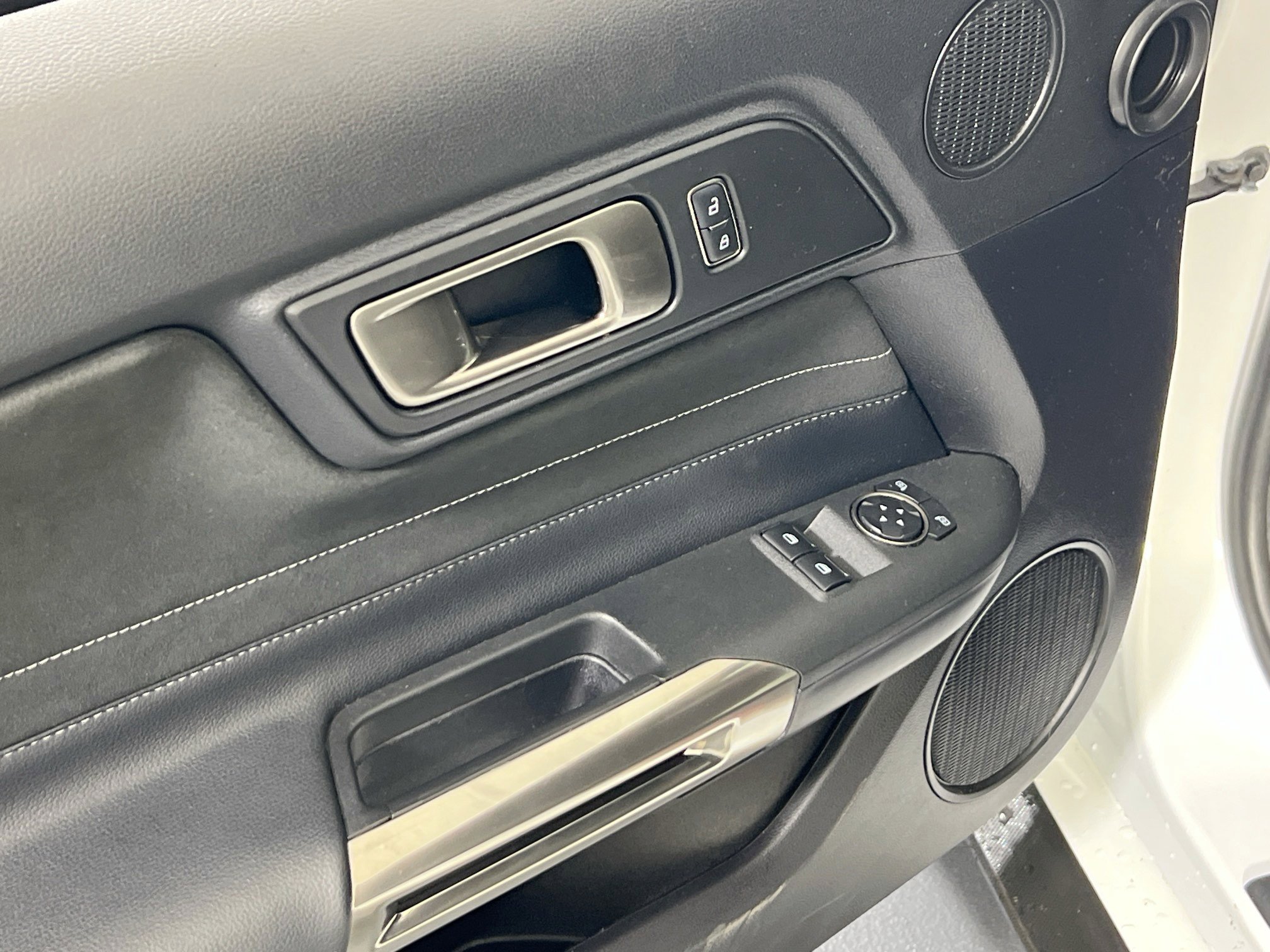 Used 2017 Ford Mustang Shelby GT350 w/ Electronics Package image 17