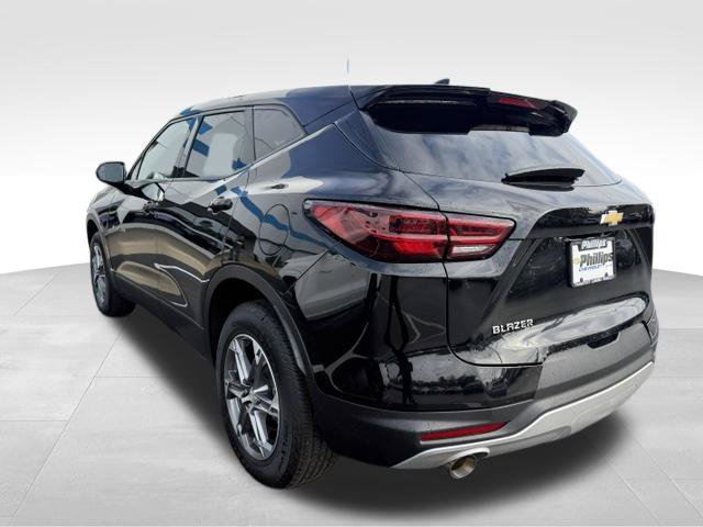 Used 2023 Chevrolet Blazer LT w/ Driver Confidence Package FWD image 10