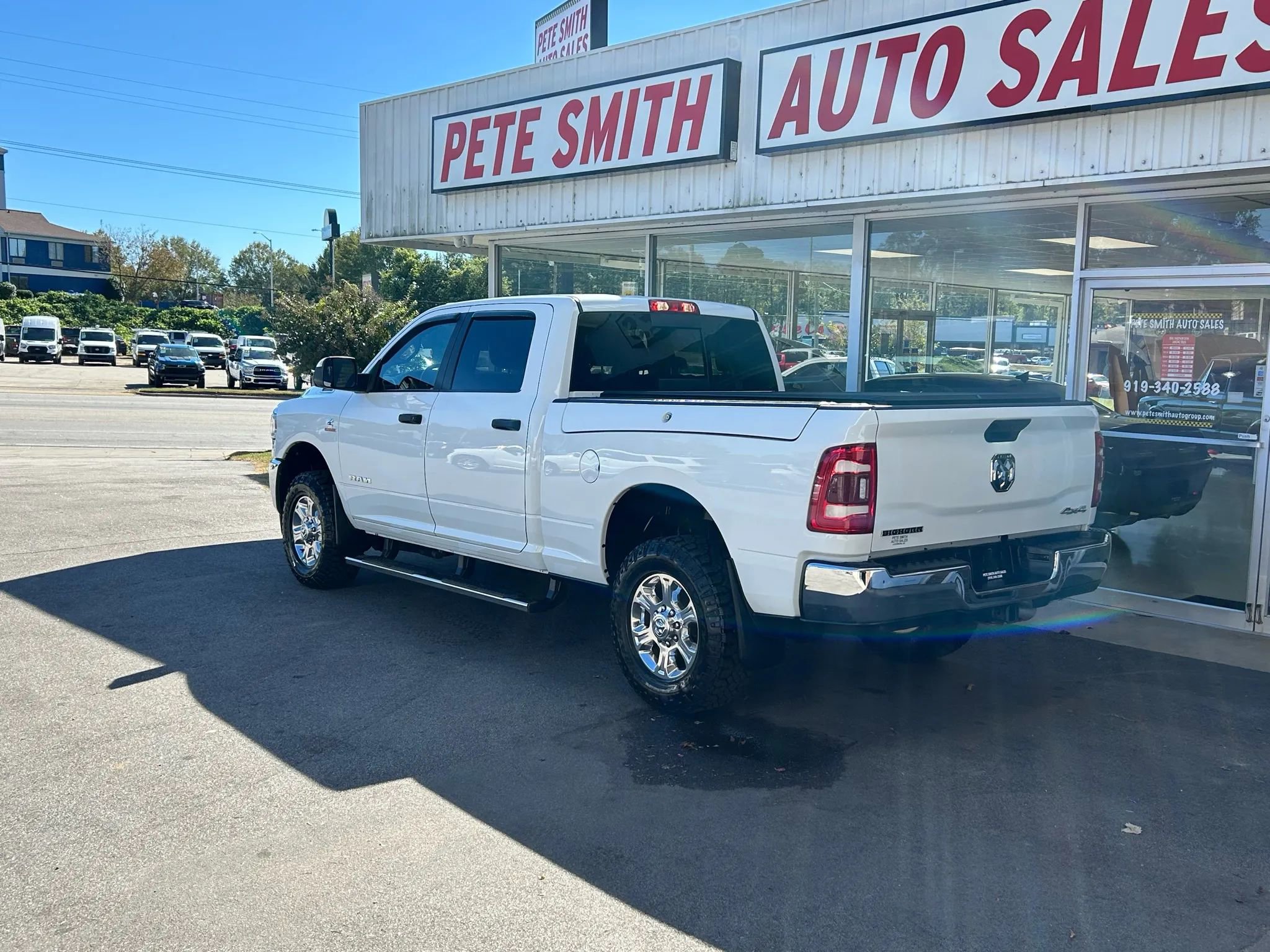 Used 2022 RAM 3500 Big Horn w/ Level C Equiment Group image 6