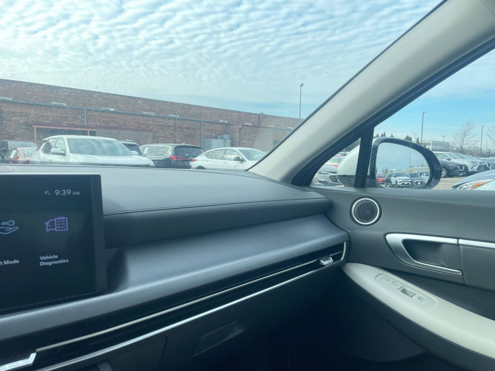 Used 2025 Hyundai Sonata SEL FWD image 34