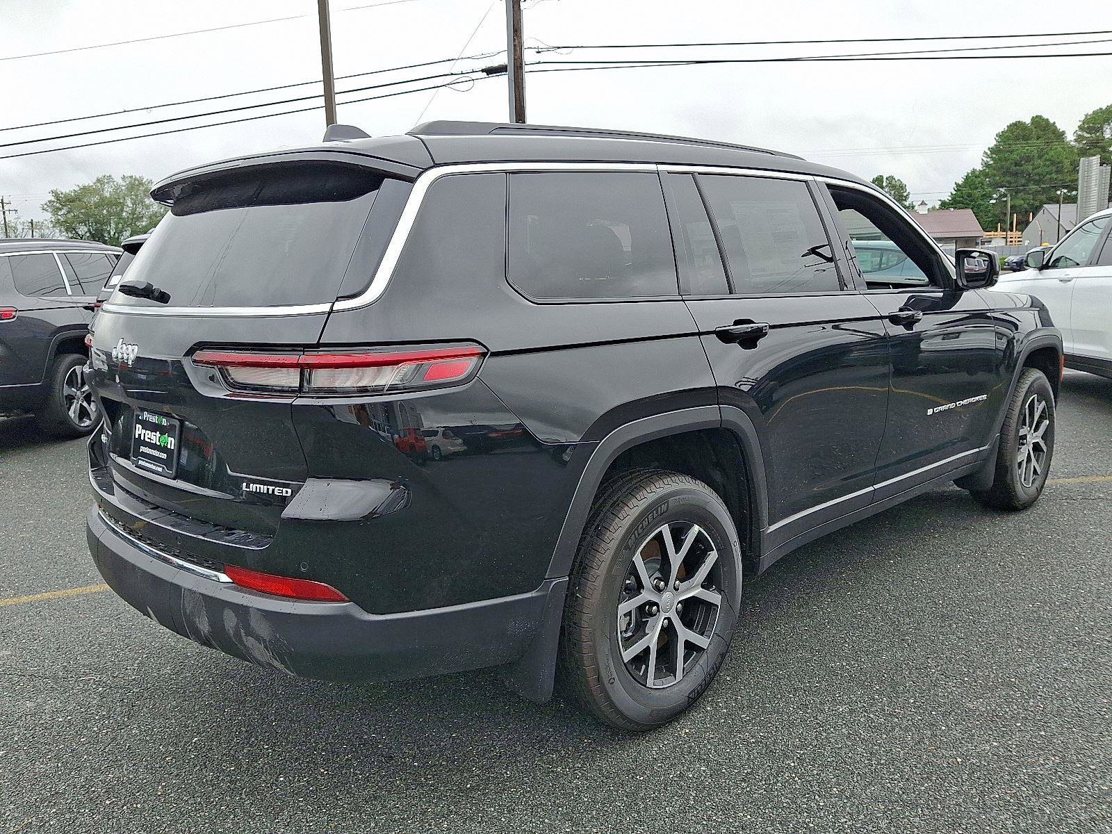 New 2025 Jeep Grand Cherokee L Limited w/ MOPAR Finishing Package image 3