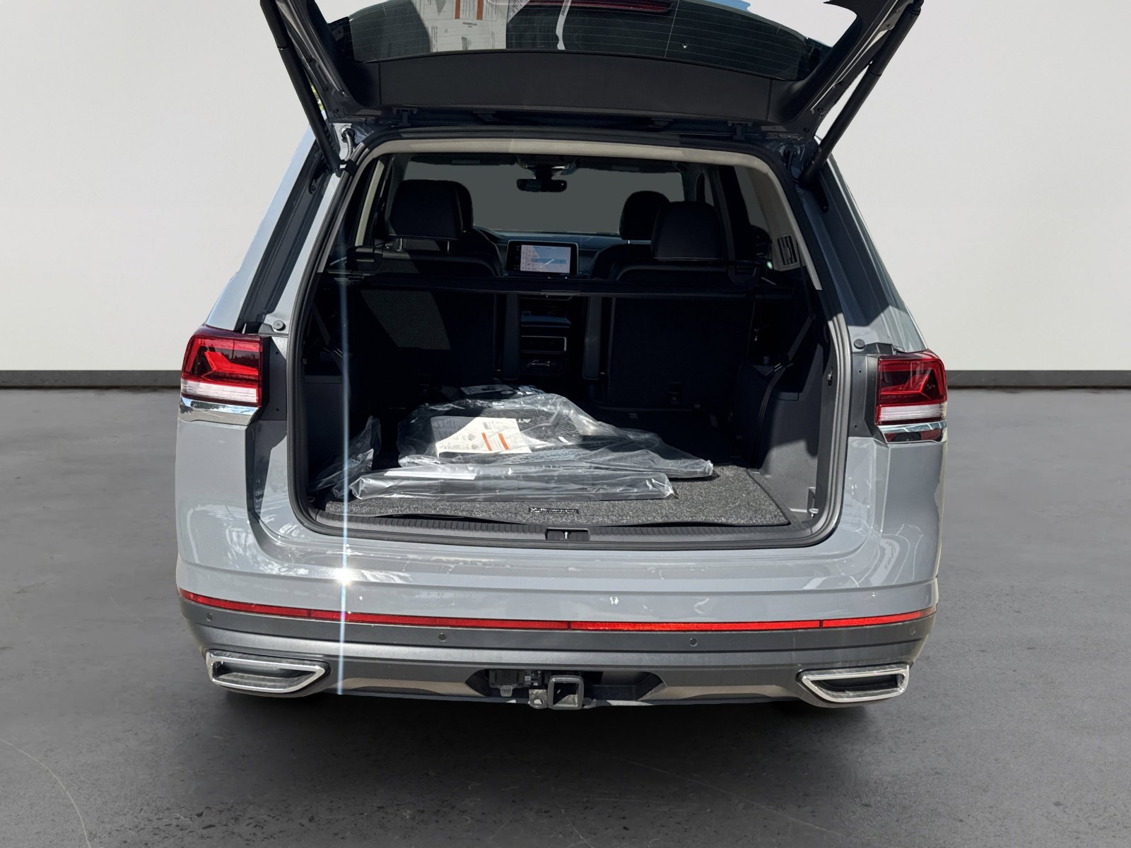 New 2026 Volkswagen Atlas SE image 6