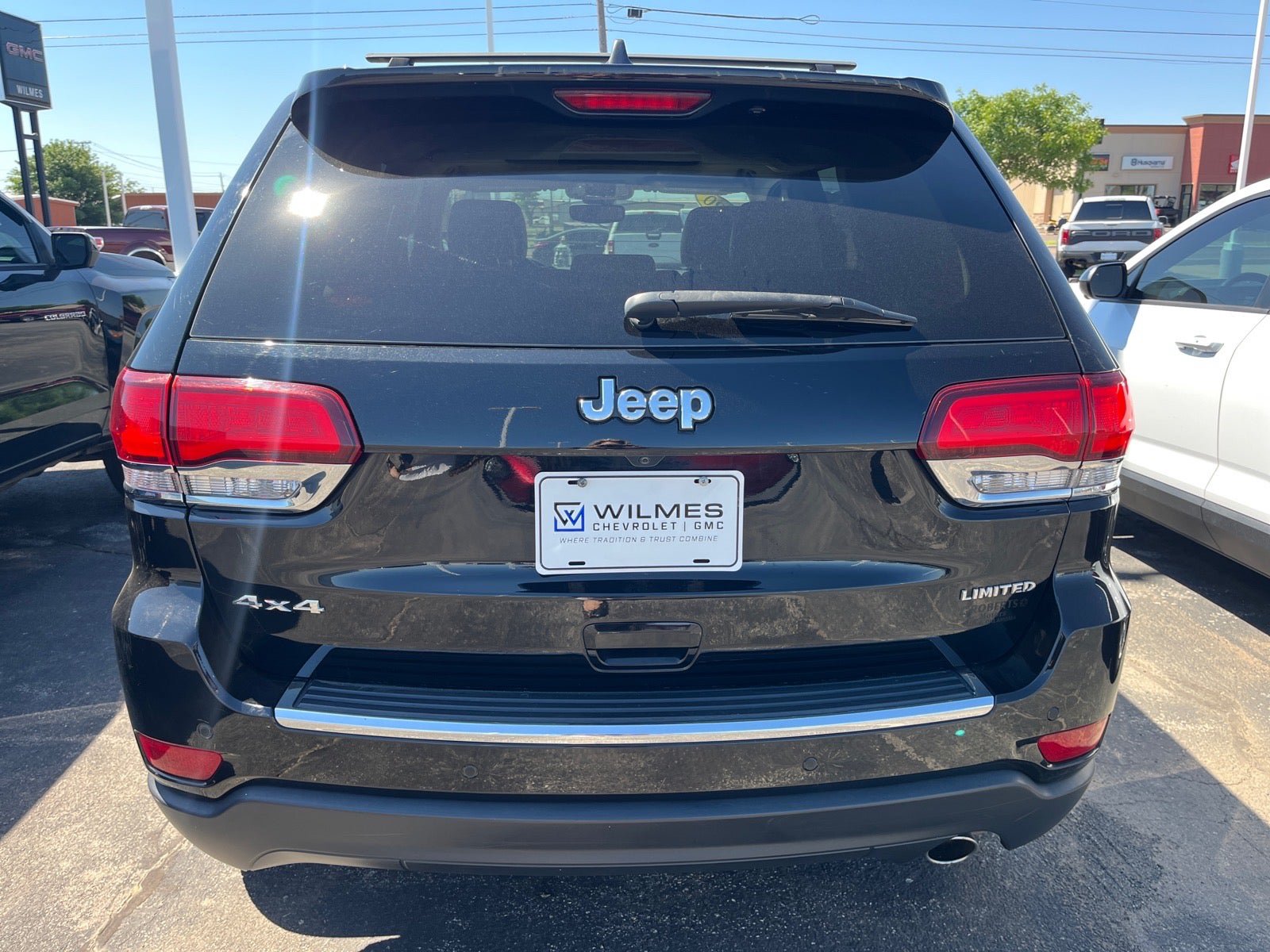Used 2020 Jeep Grand Cherokee Limited AWD/4WD image 5