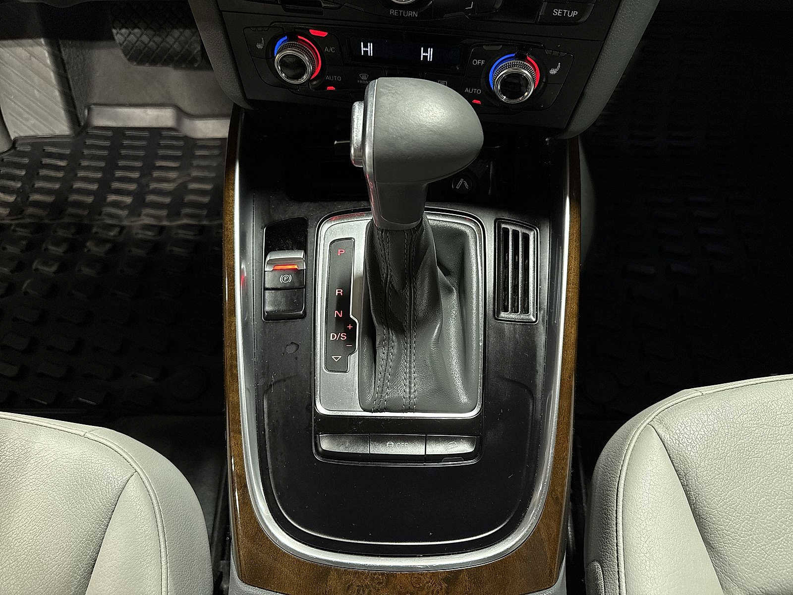 Used 2015 Audi Q5 2.0T Premium image 32