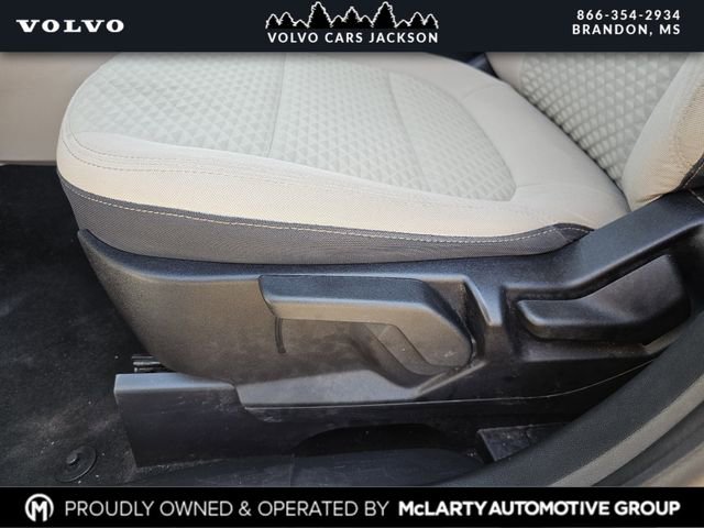 Used 2021 Ford Escape SE image 13