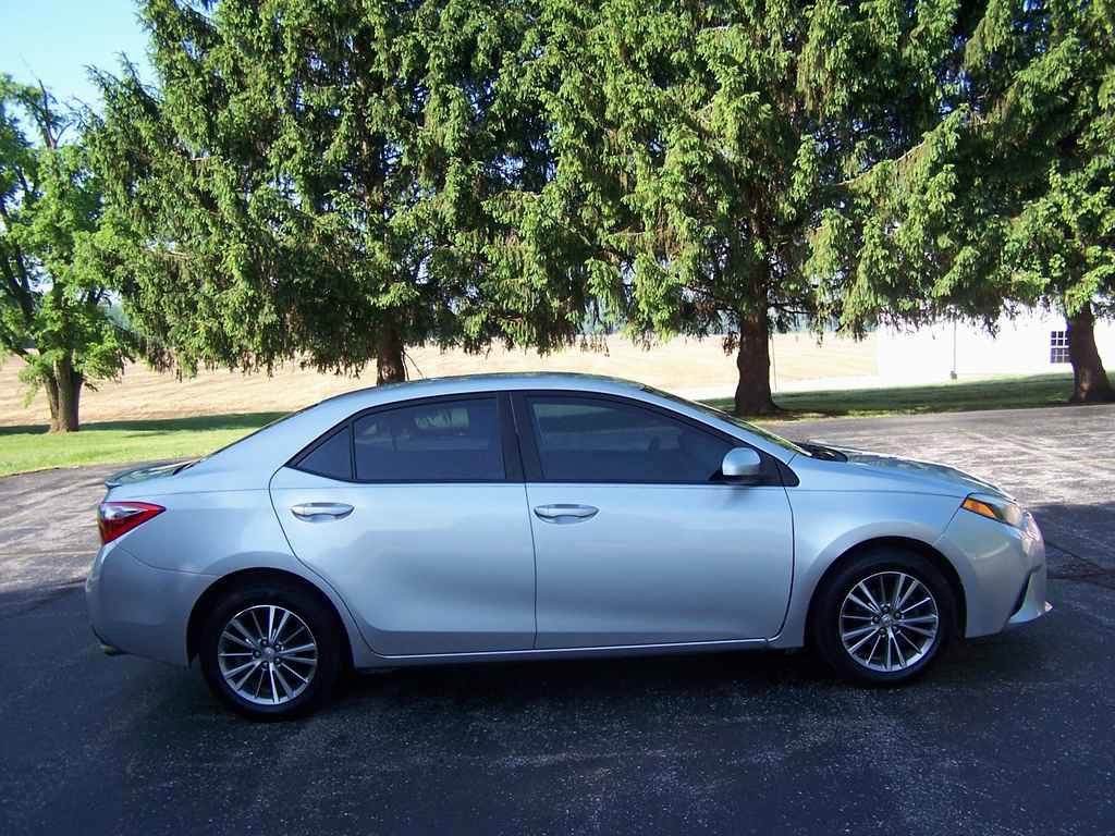 Used 2014 Toyota Corolla LE