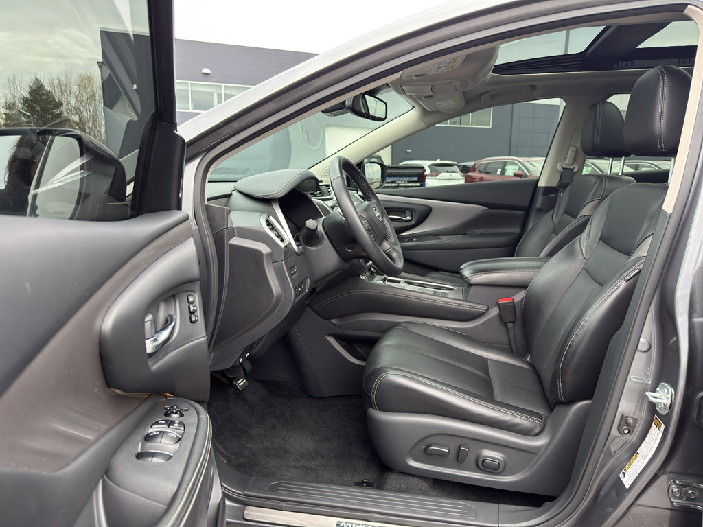 Used 2023 Nissan Murano SL w/ SL Moonroof Package image 11