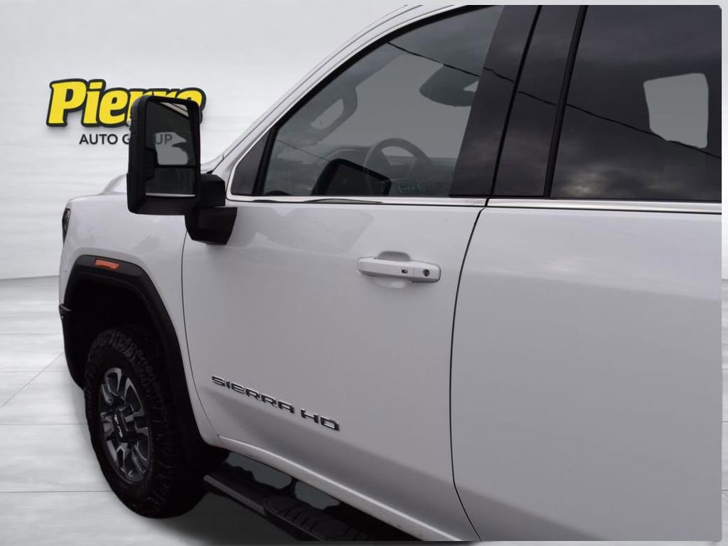 Used 2024 GMC Sierra 3500 SLE w/ SLE Convenience Package AWD/4WD image 5
