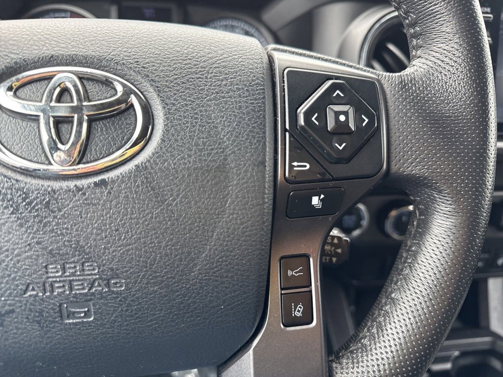 Used 2020 Toyota Tacoma TRD Sport image 31