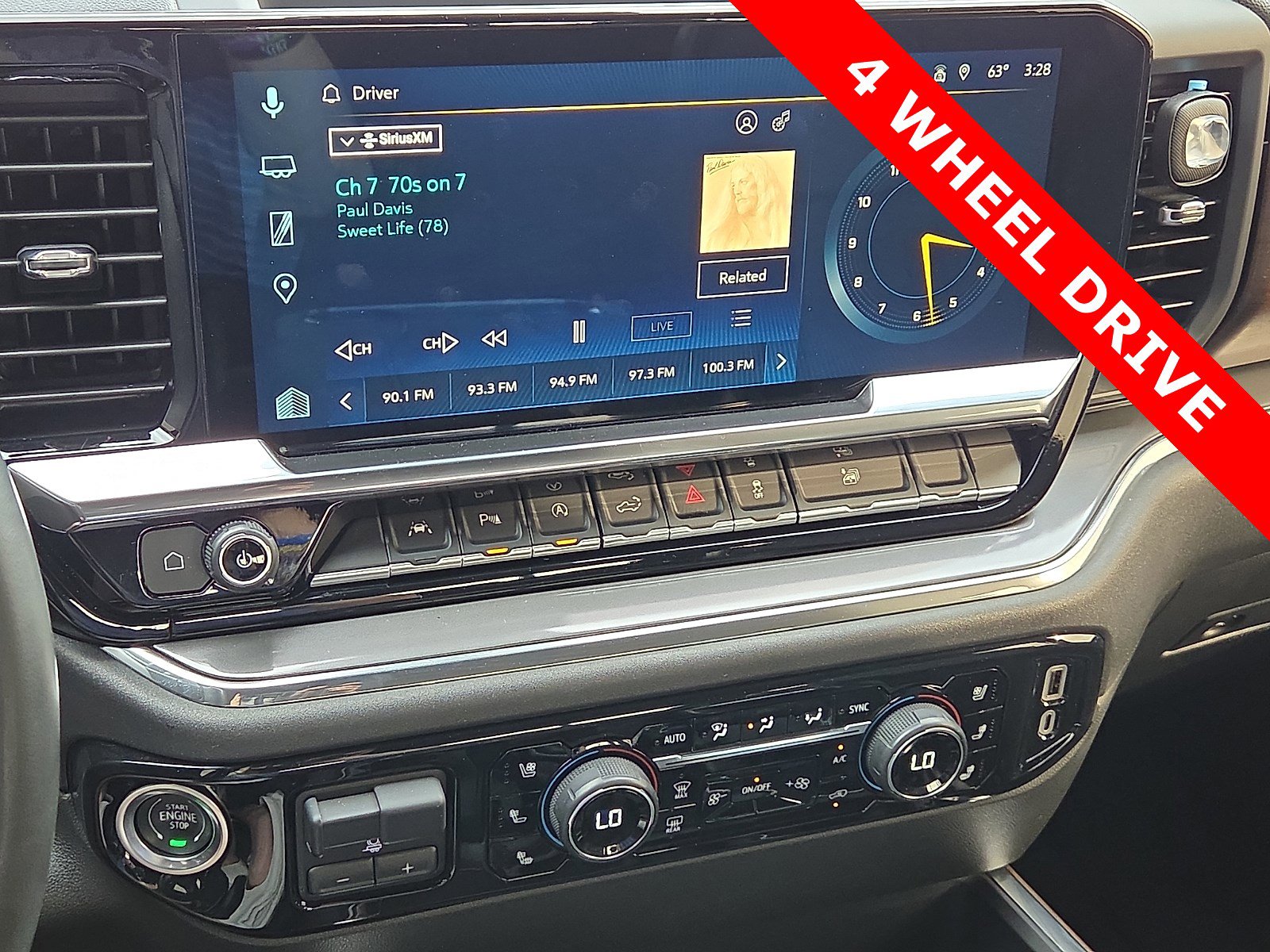 Used 2024 Chevrolet Silverado 1500 High Country w/ High Country Premium Package image 16