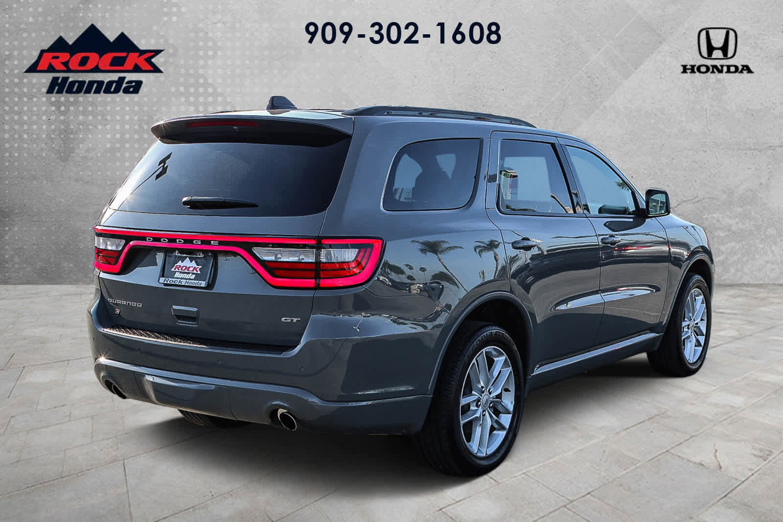 Used 2025 Dodge Durango GT image 4