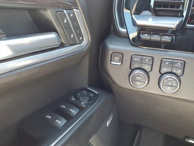 Certified 2022 Chevrolet Silverado 1500 LTZ w/ Technology Package AWD/4WD image 24