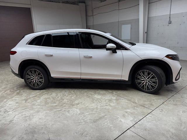 Certified 2023 Mercedes-Benz EQS 580 4MATIC SUV image 6