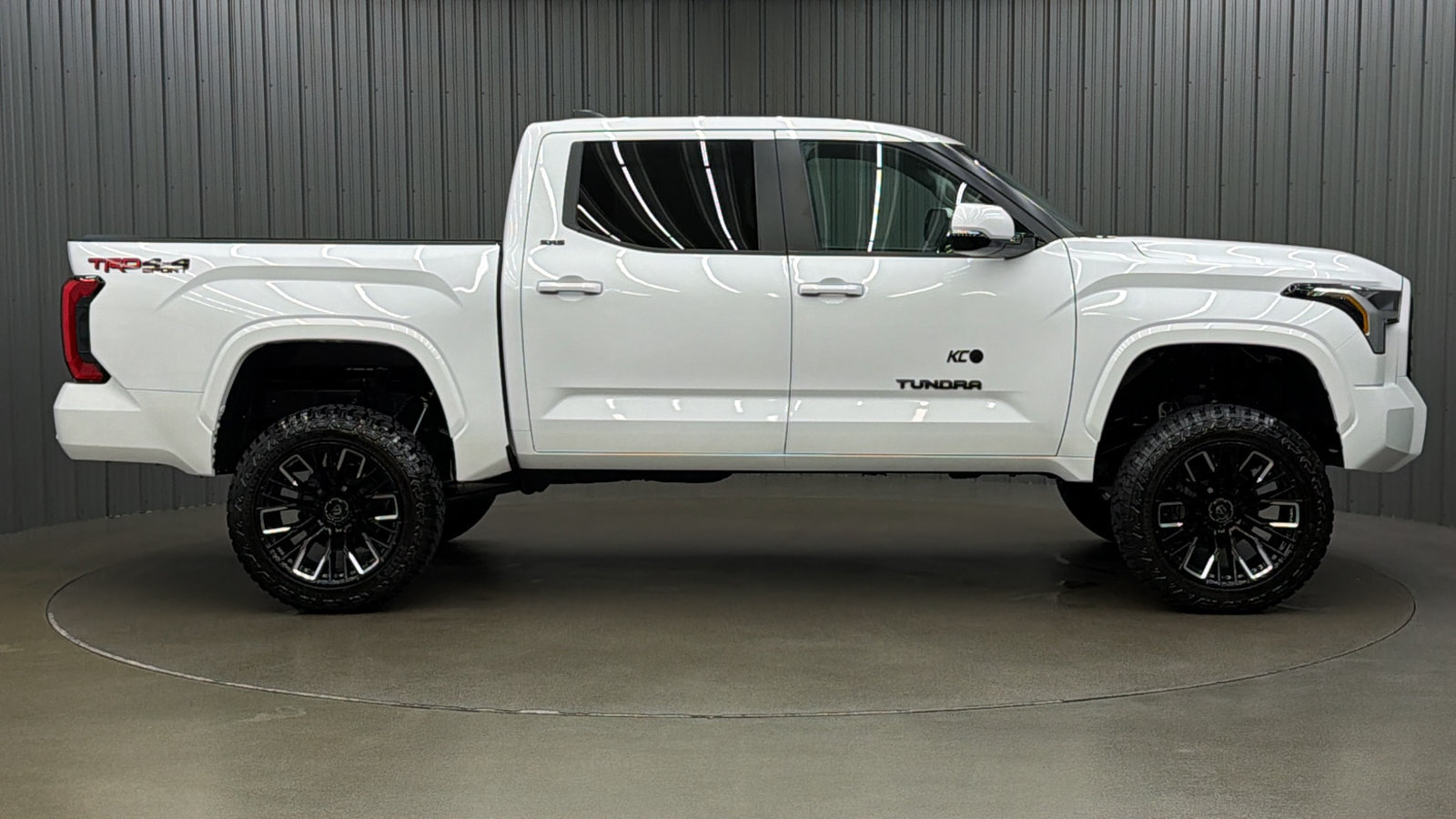 Used 2024 Toyota Tundra SR5 AWD/4WD image 6