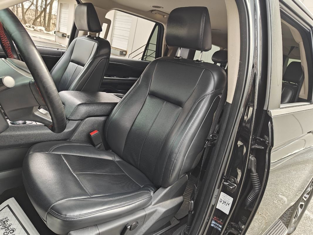 Used 2023 Ford Expedition Max XLT AWD/4WD image 28
