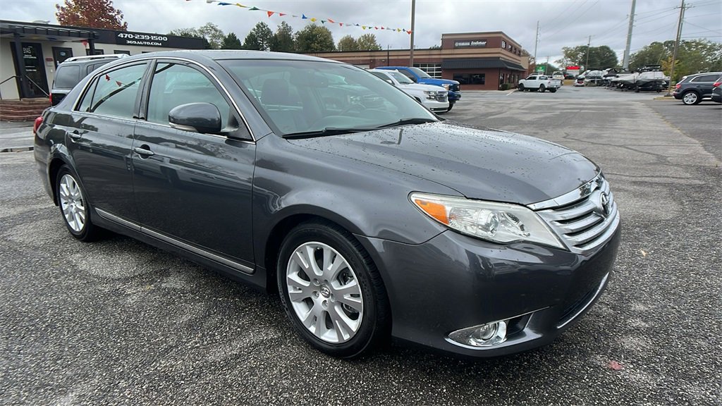 Used 2012 Toyota Avalon image 3