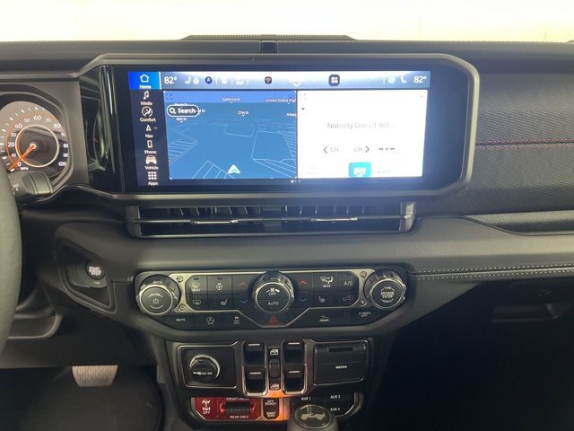 New 2026 Jeep Wrangler Rubicon w/ Steel Bumper Group image 21