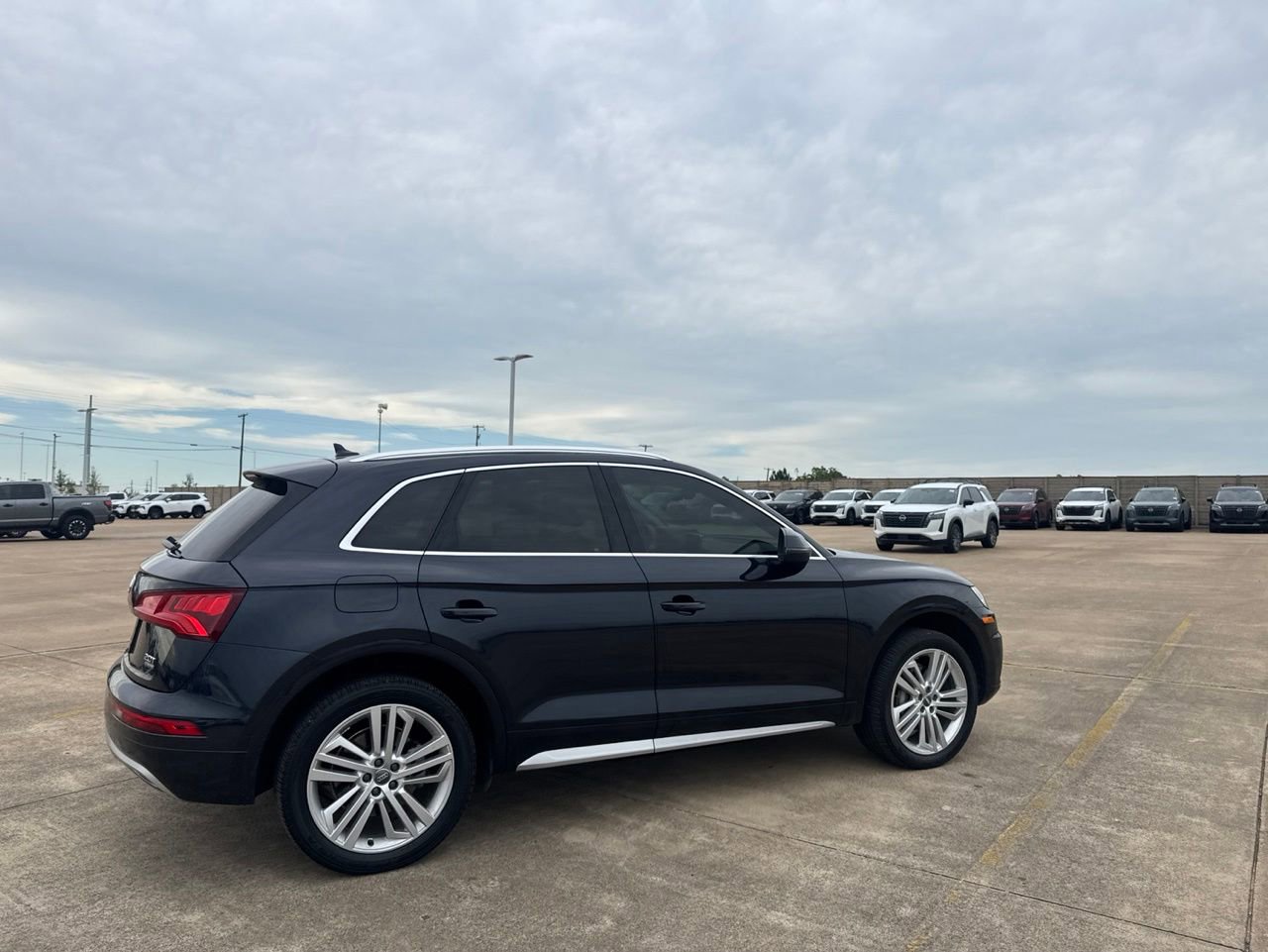 Used 2018 Audi Q5 2.0T Premium Plus AWD/4WD image 22