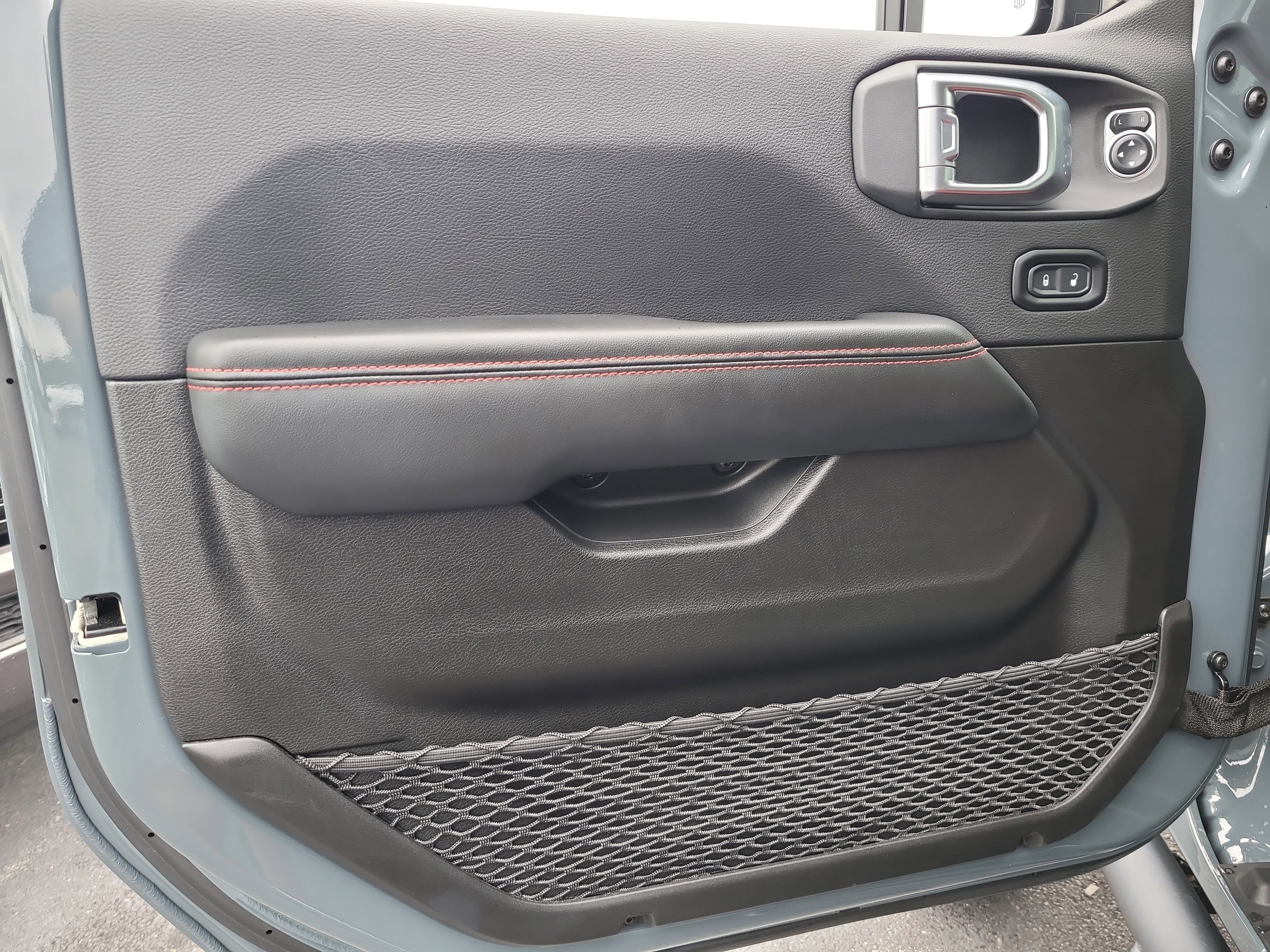 Used 2024 Jeep Wrangler Unlimited Rubicon 392 image 15