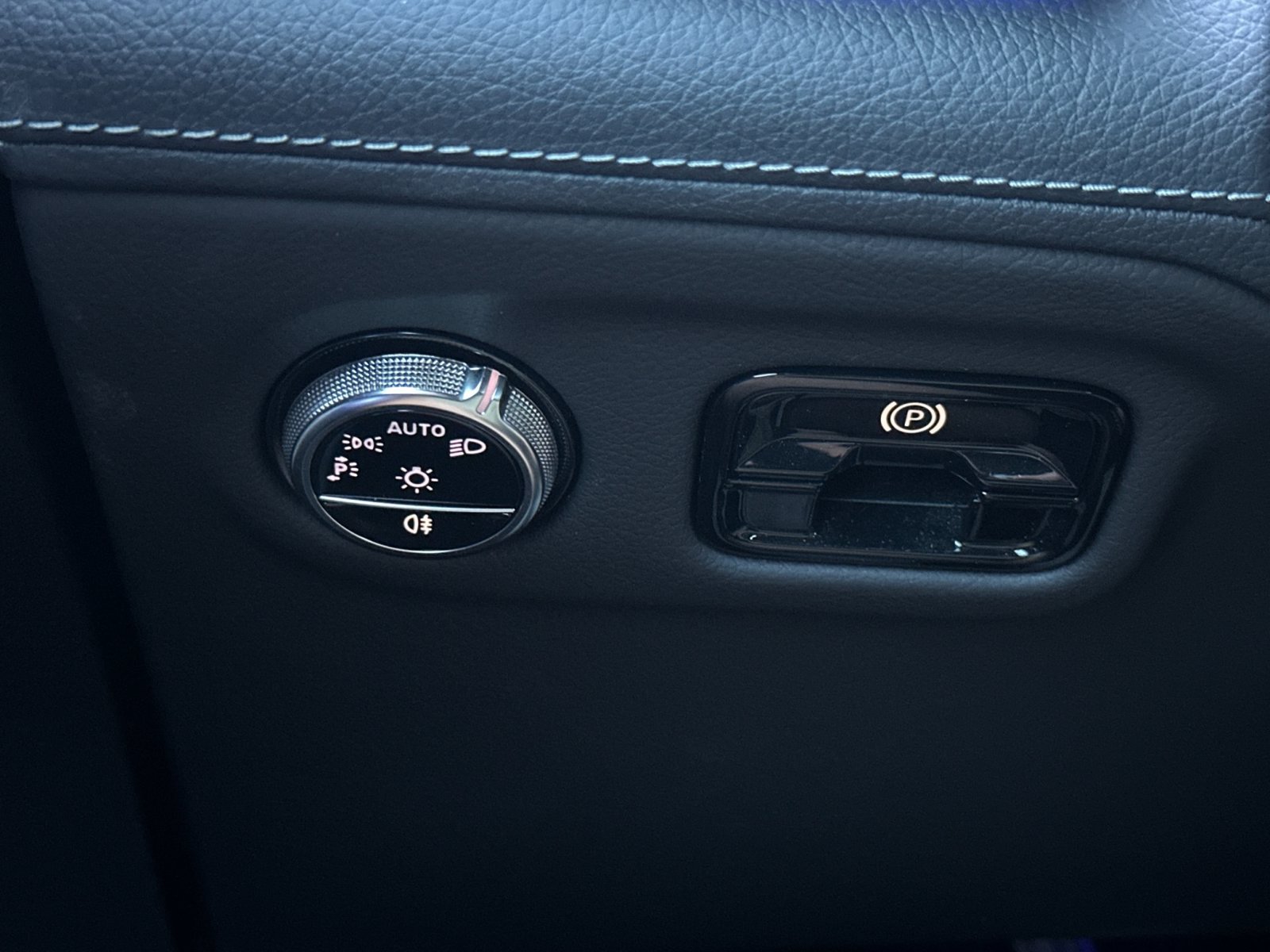 Certified 2023 Mercedes-Benz EQE 350+ 4MATIC SUV image 33