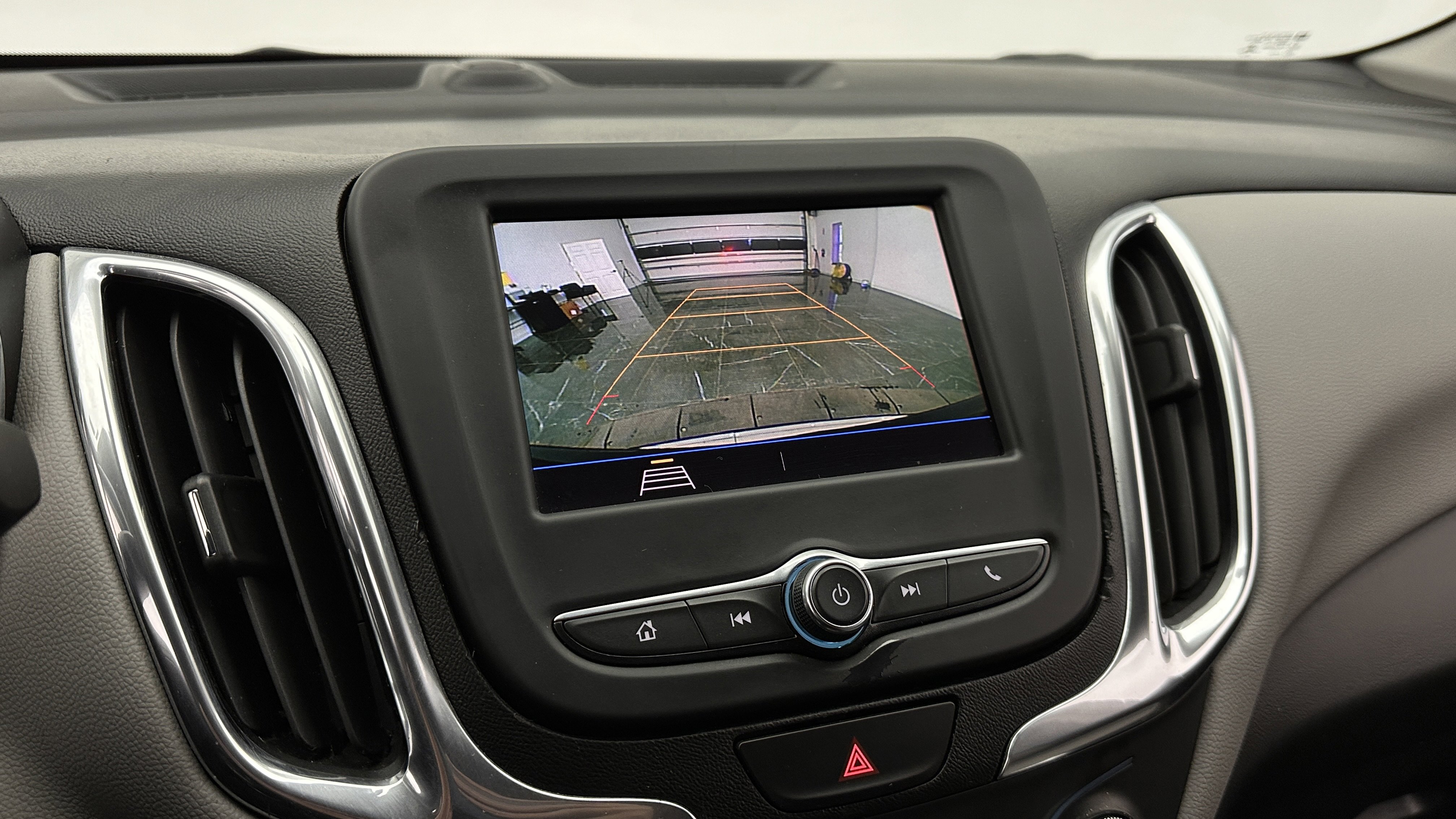 Used 2021 Chevrolet Equinox LS w/ LPO, Blackout Package image 19