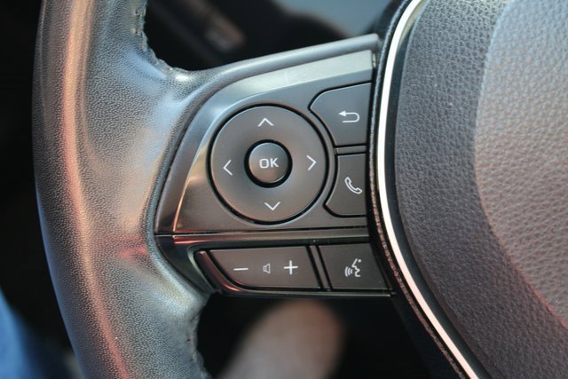 Used 2020 Toyota RAV4 Limited image 32