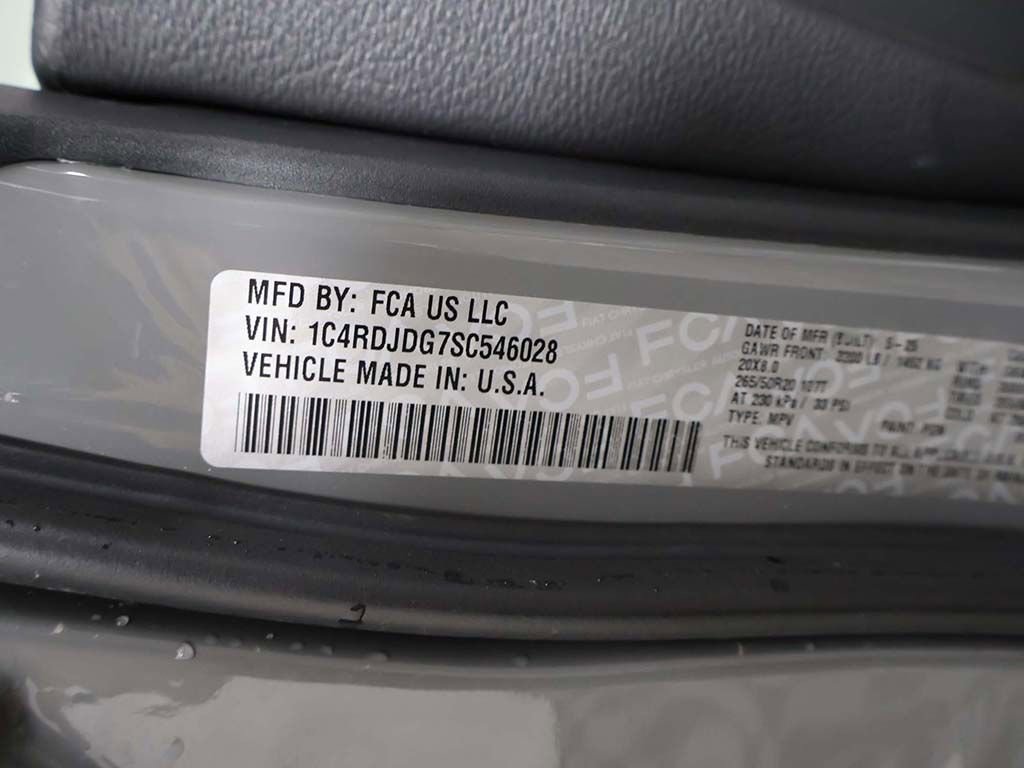 Used 2025 Dodge Durango GT AWD/4WD image 58