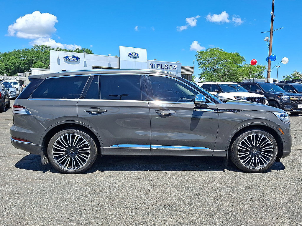 Used 2021 Lincoln Aviator Black Label w/ Dynamic Handling Package AWD/4WD image 26