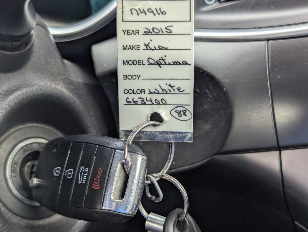 Used 2015 Kia Optima LX FWD image 32