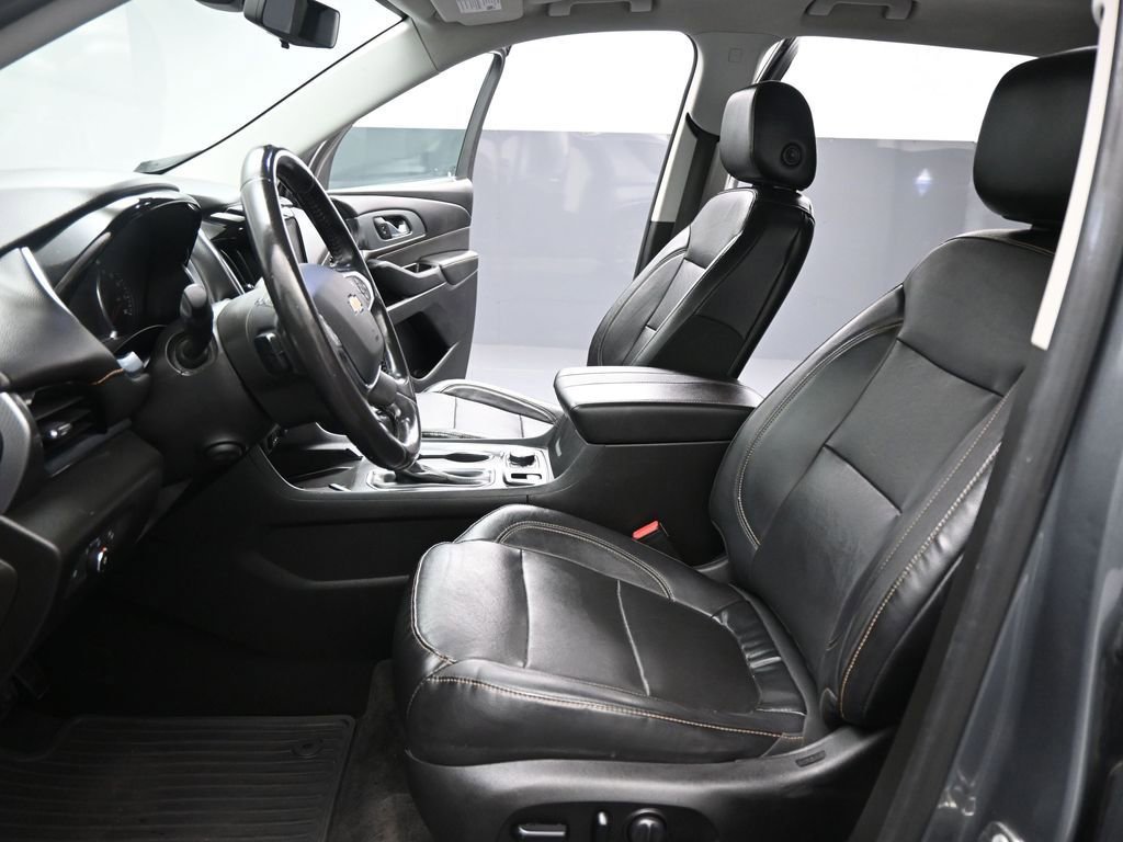 Used 2018 Chevrolet Traverse Premier image 10
