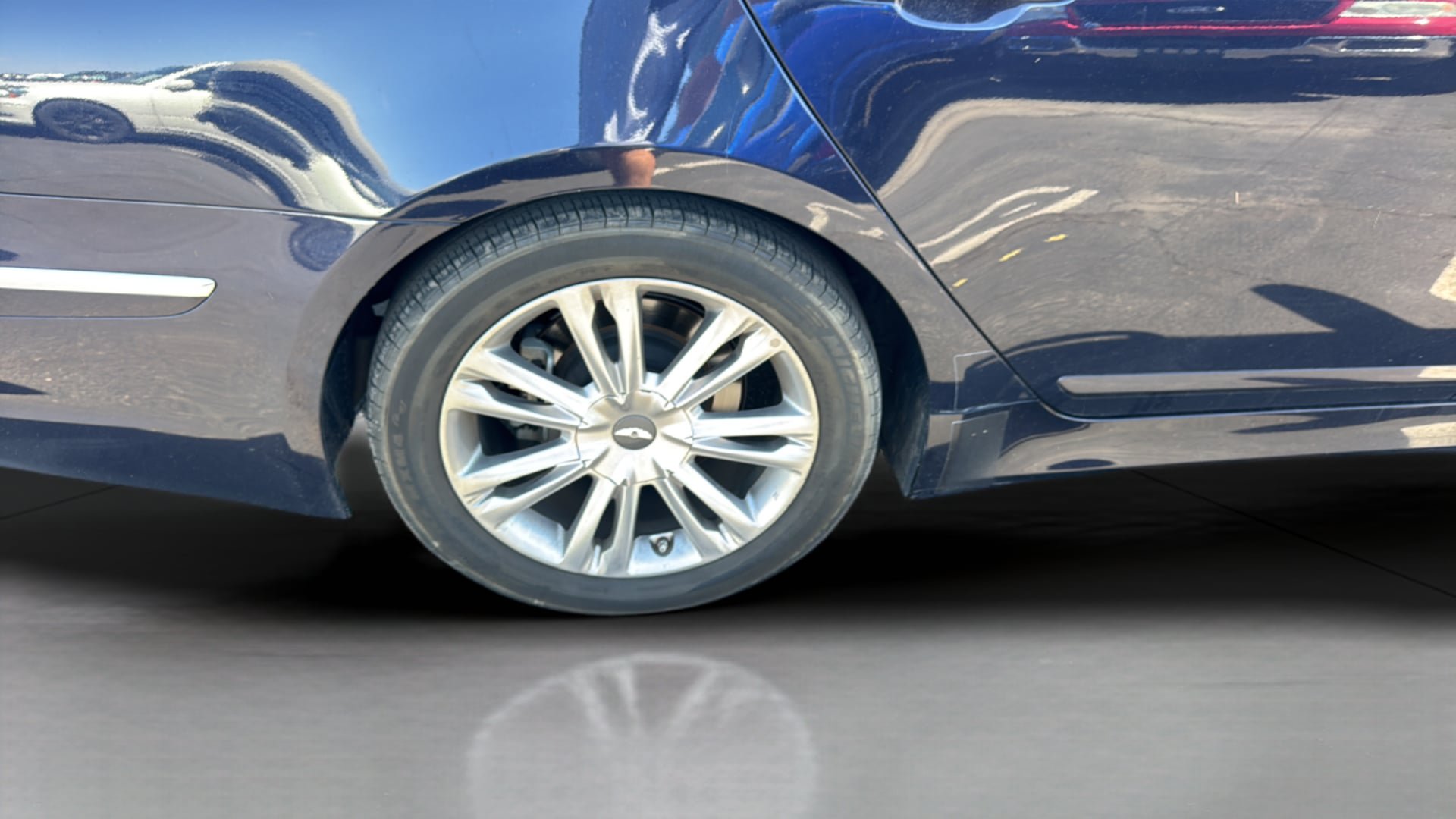 Used 2012 Hyundai Genesis 3.8 w/ Premium Pkg RWD image 37