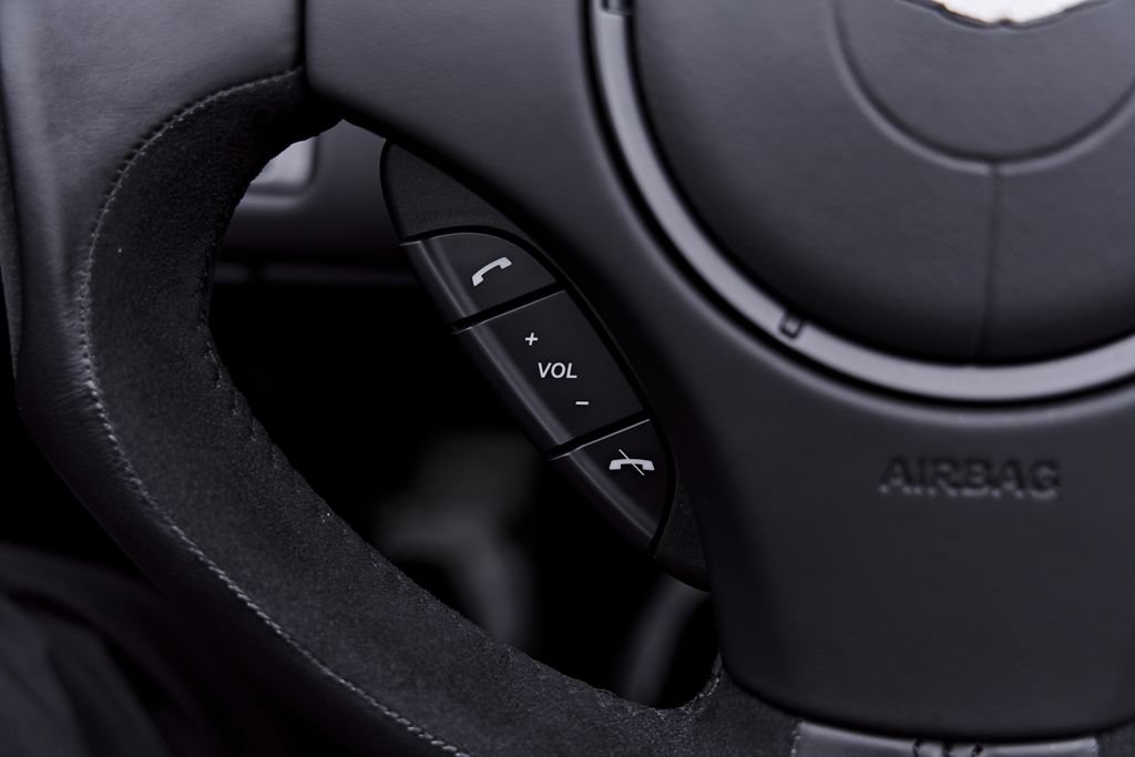 Used 2016 Aston Martin DB9 GT RWD image 64