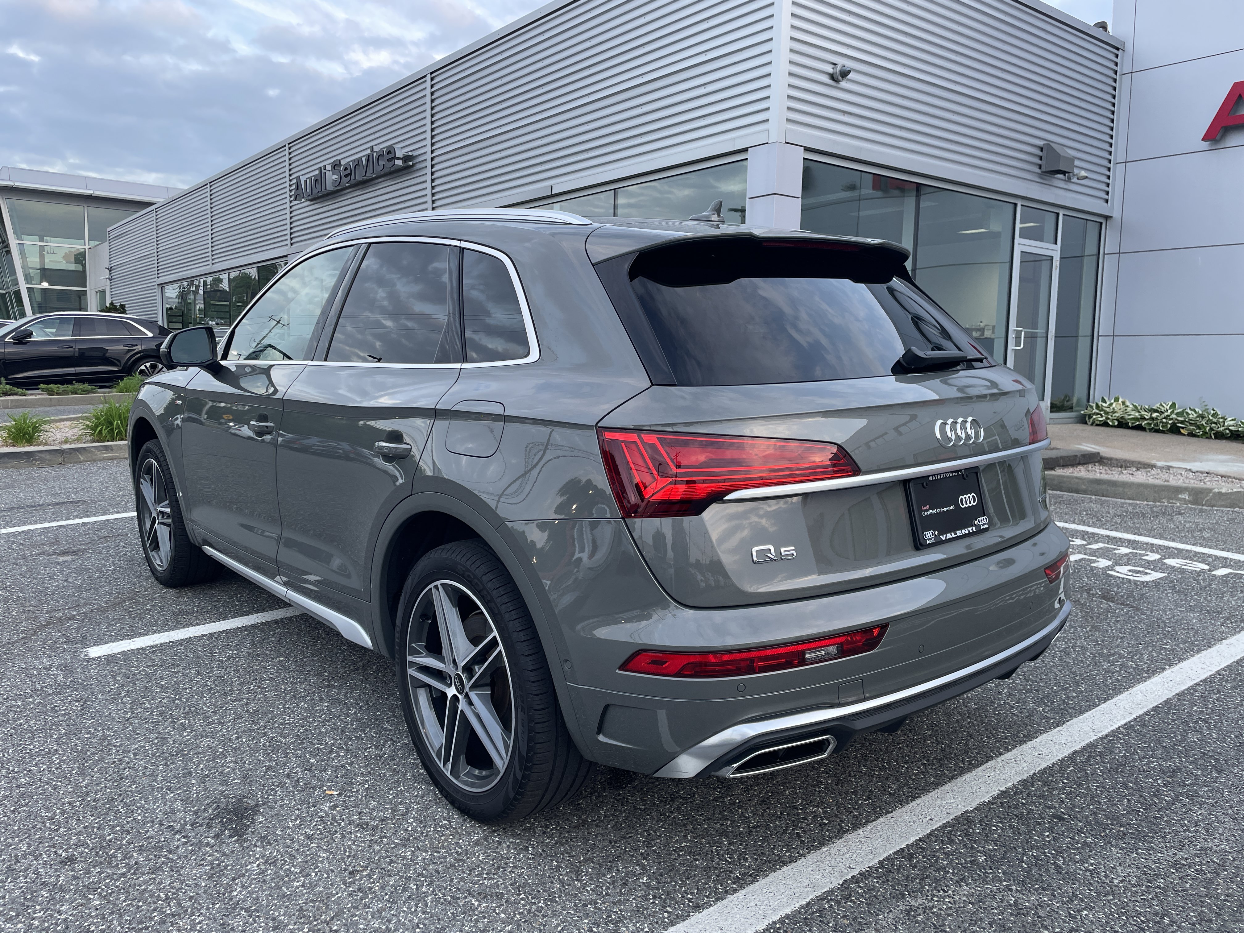 Certified 2023 Audi Q5 e Prestige w/ Prestige Package AWD/4WD image 6