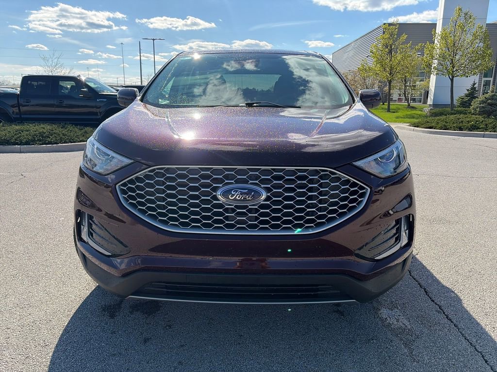 Used 2023 Ford Edge SEL w/ Convenience Package AWD/4WD image 2