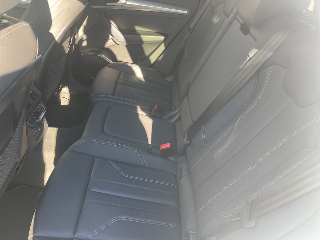 Used 2025 Audi Q5 2.0T Premium image 10