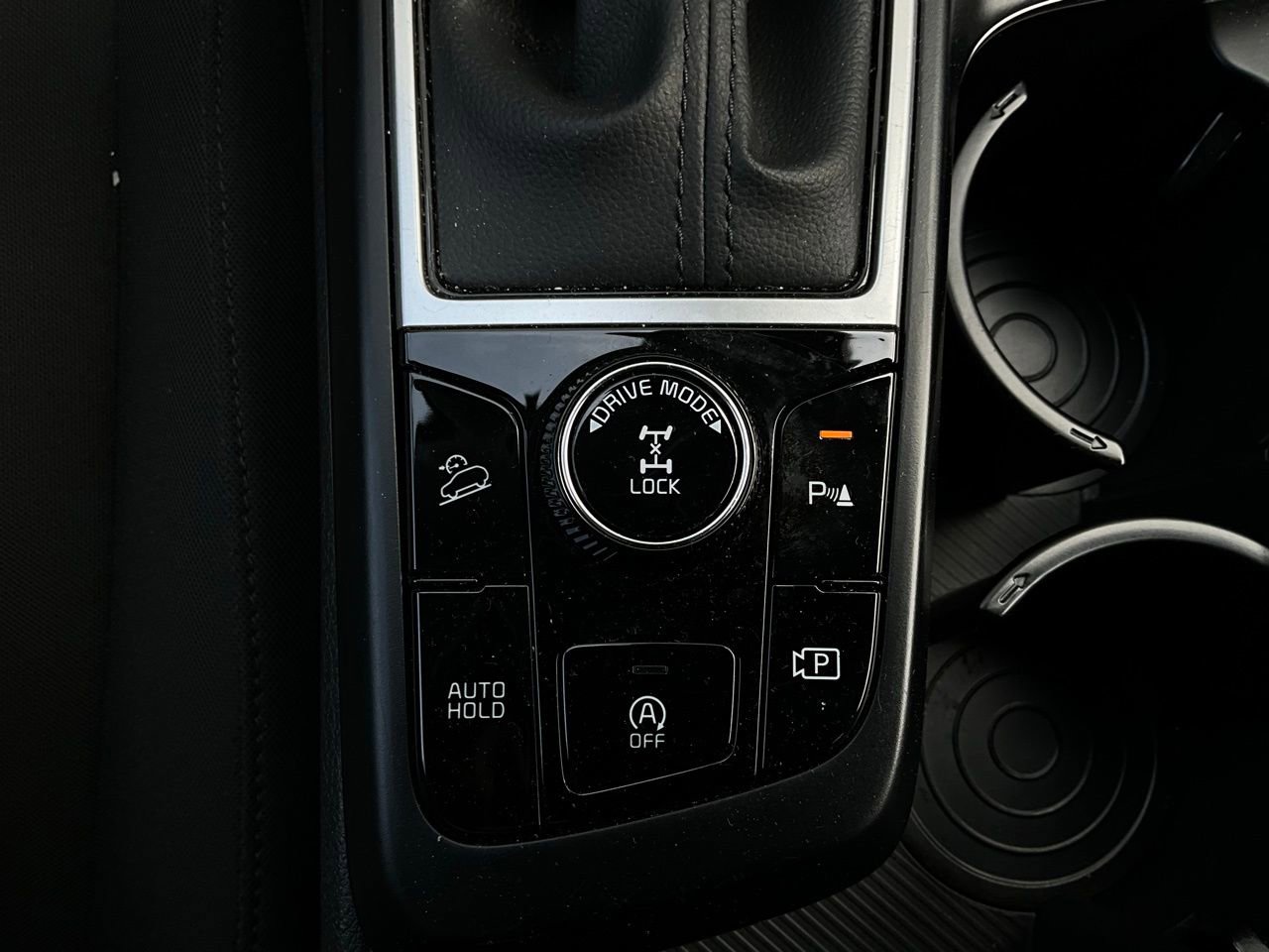 Used 2025 Kia Sportage LX image 21