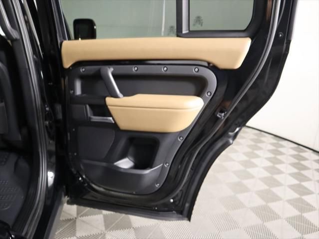 New 2025 Land Rover Defender 130 V8 AWD/4WD image 29