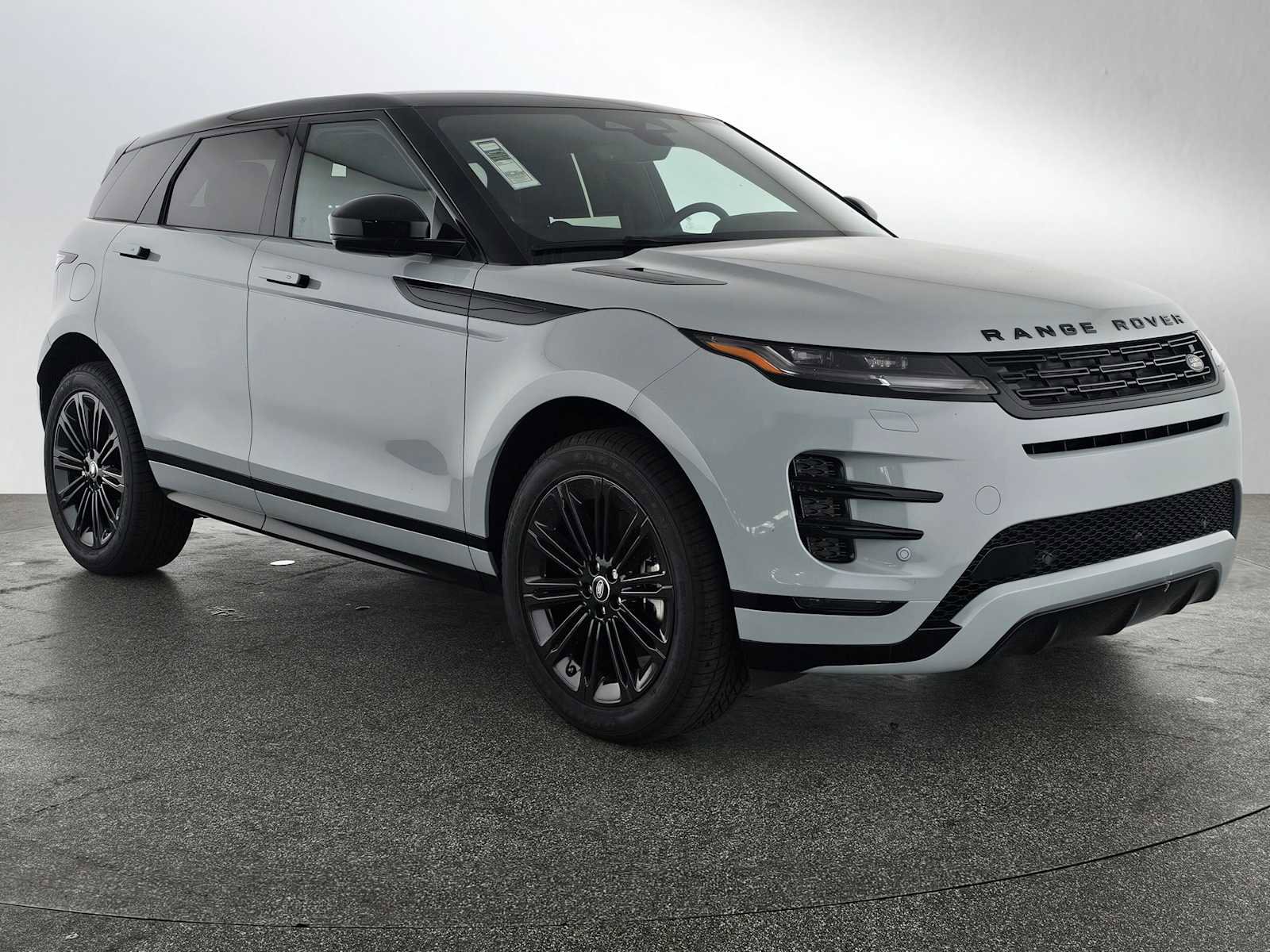 Used 2025 Land Rover Range Rover Evoque Dynamic SE