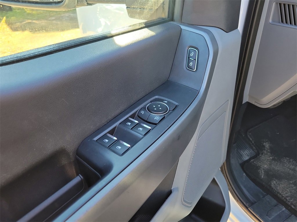 Used 2024 Ford F350 XLT image 10