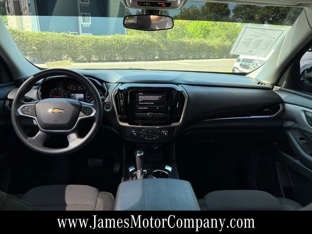 Used 2020 Chevrolet Traverse LS FWD image 12