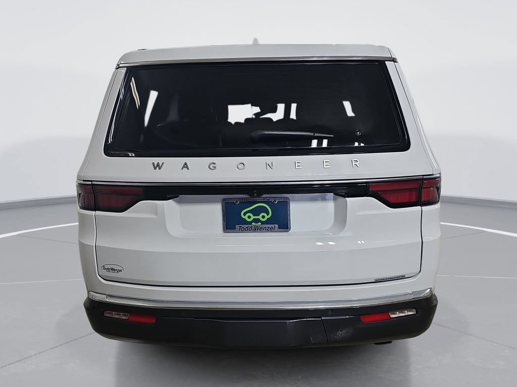 Used 2022 Jeep Wagoneer Series II AWD/4WD image 5