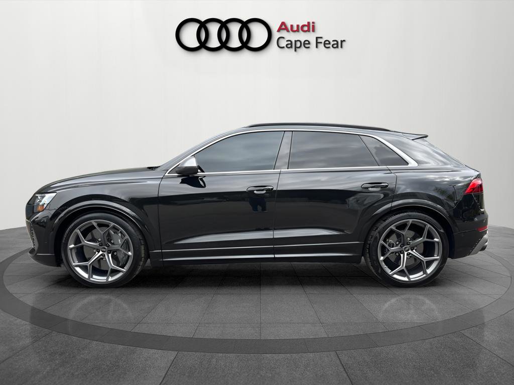 Certified 2025 Audi RS Q8 performance image 2