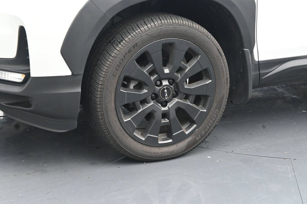 Used 2023 Honda Passport EX-L image 12