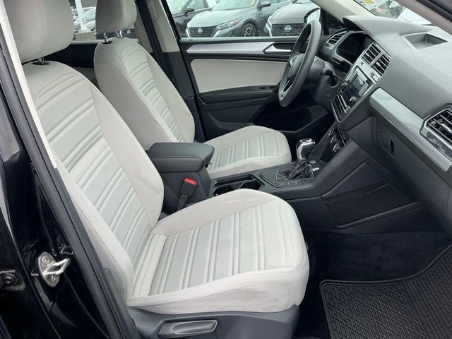 Used 2022 Volkswagen Tiguan S FWD image 17