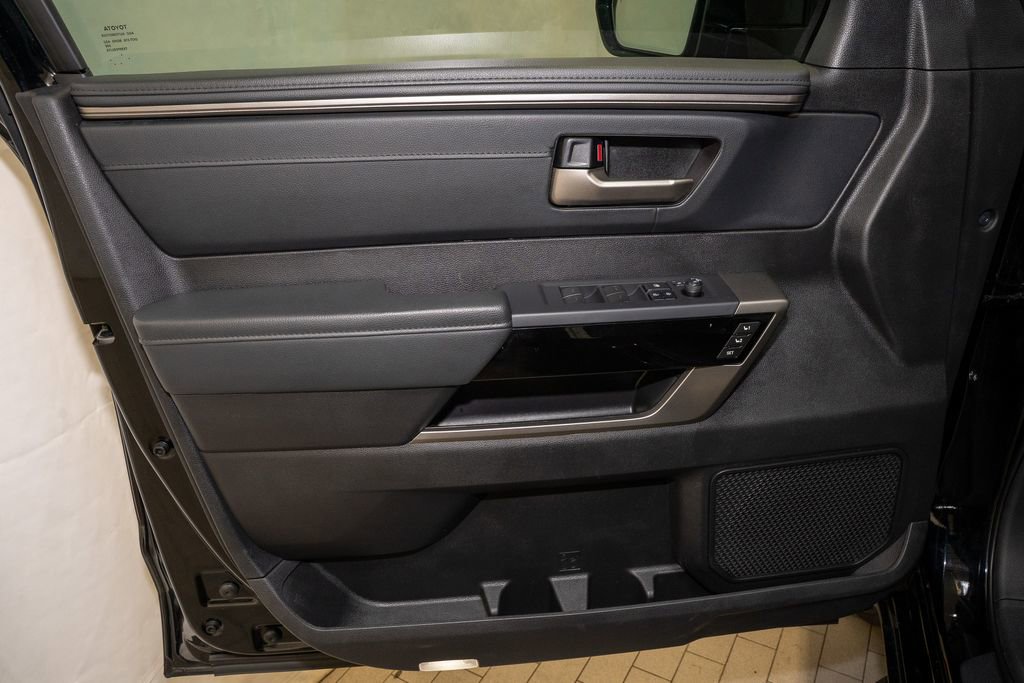 Used 2023 Toyota Tundra Limited w/ Power Package image 12