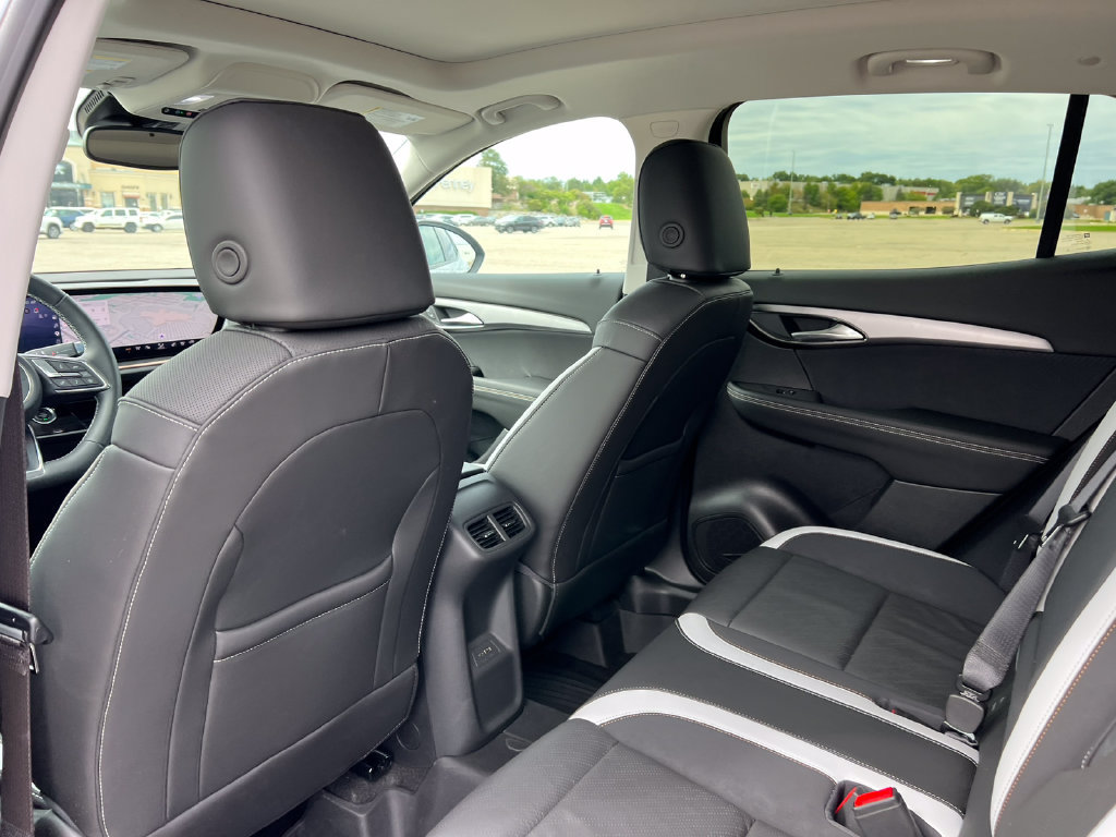 New 2026 Buick Envision Sport Touring AWD/4WD image 39