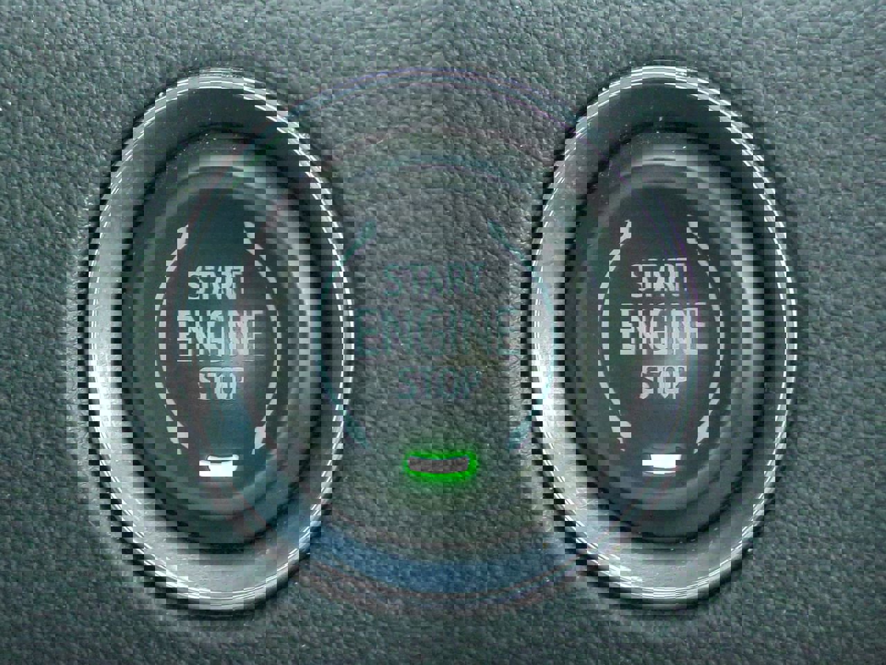 Used 2025 GMC Acadia Elevation image 28