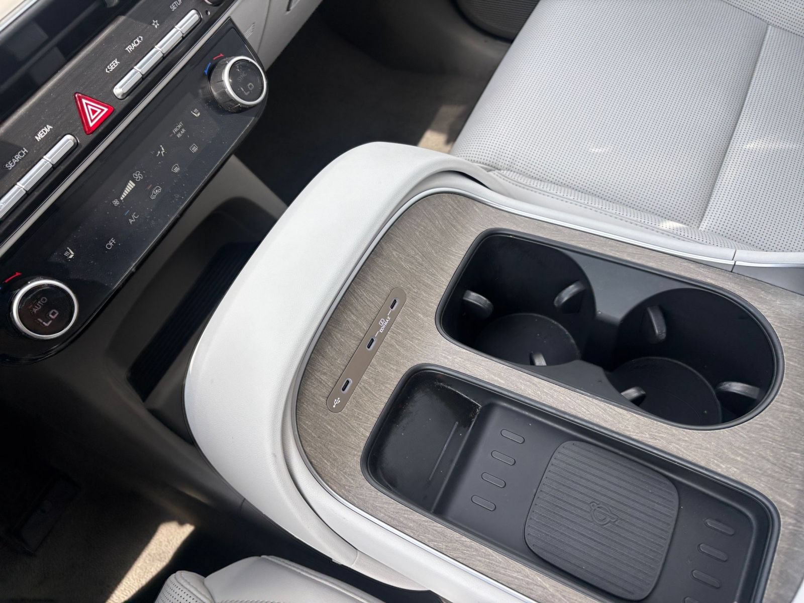 Used 2026 Hyundai Palisade SEL FWD image 45