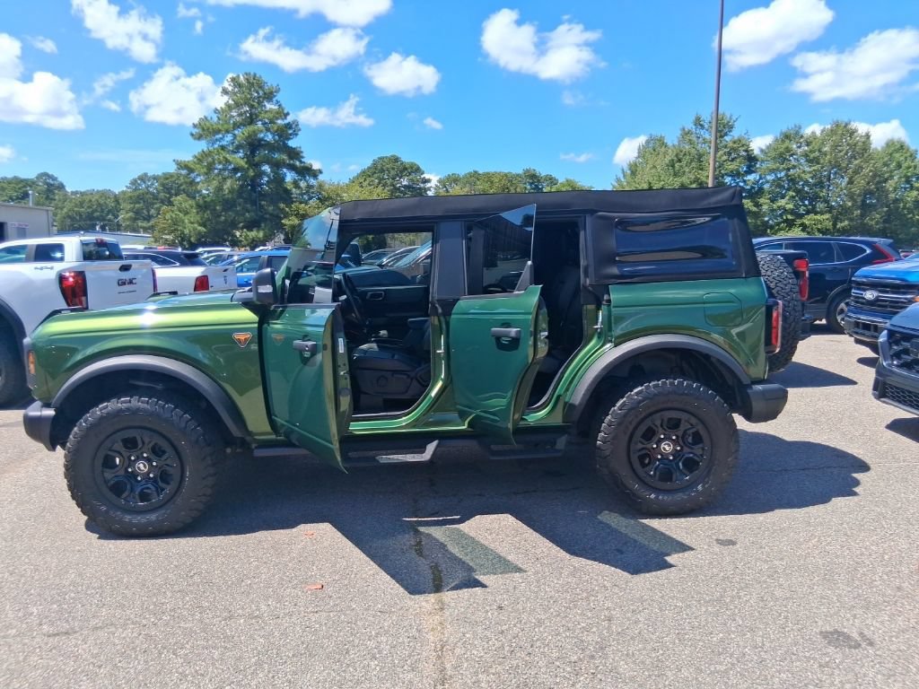 Used 2023 Ford Bronco Badlands AWD/4WD image 11