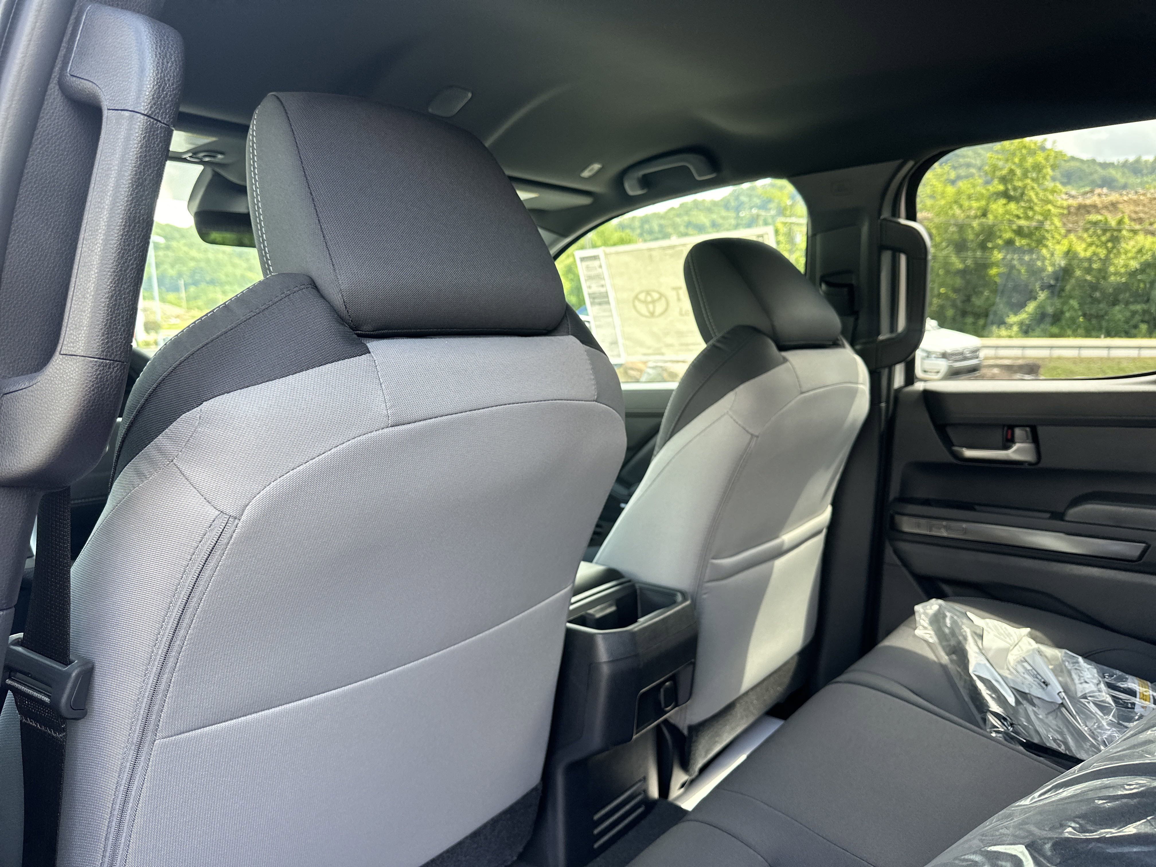 New 2025 Toyota Tacoma TRD Off-Road image 18